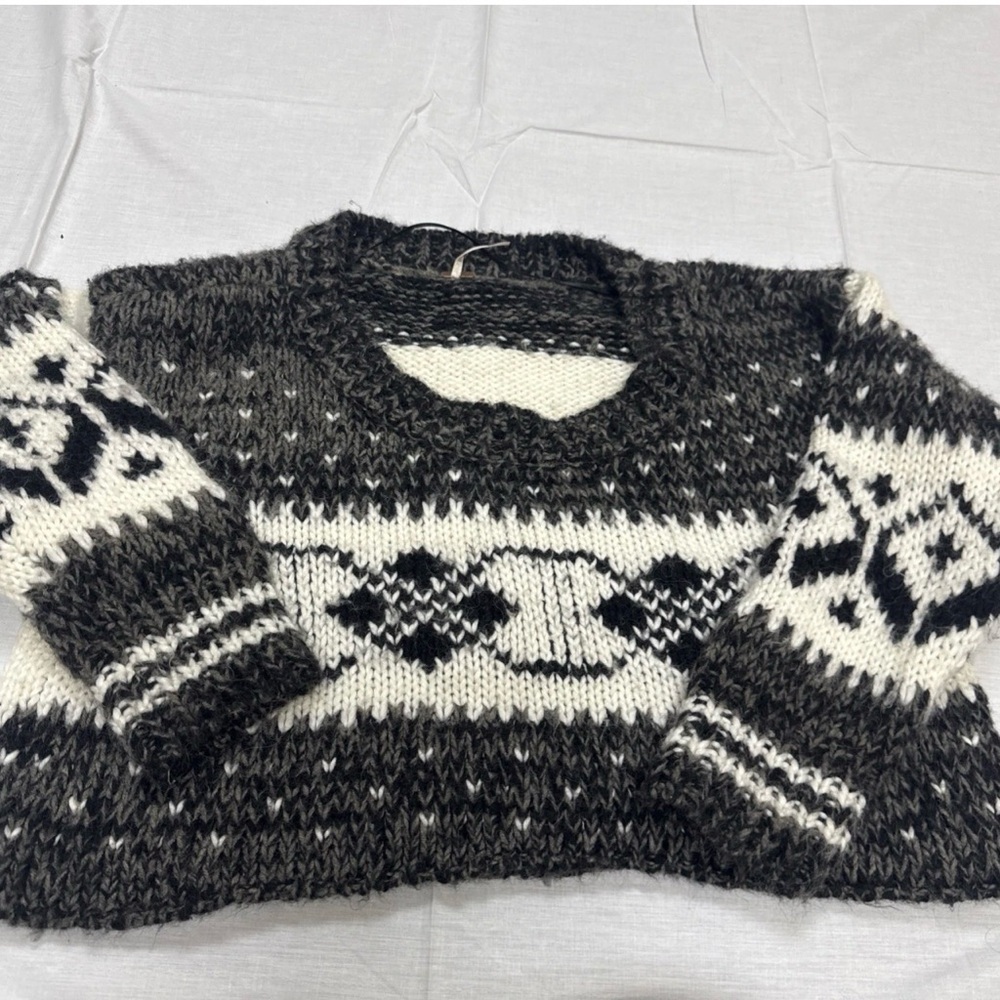 Free People Black White Cropped Fair isle Boho Sweater S Alpaca Vanessa  Size M
